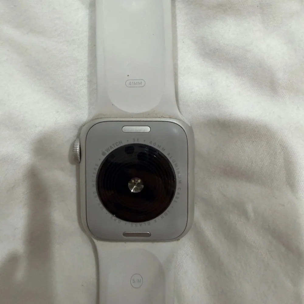 Apple Watch SE 2 Silver - Picture 3 of 5